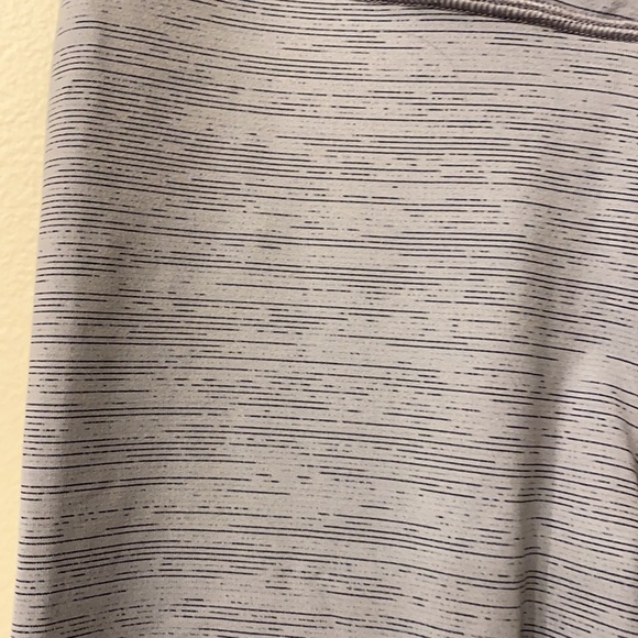Outdoor Voices Gray 7/8 Leggings Stripe - Picture 2 of 7